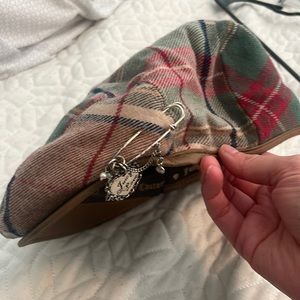 Juicy Couture wool pageboy cap